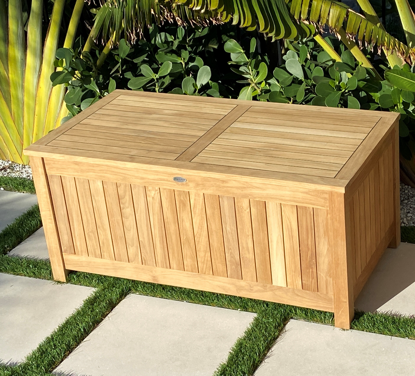 Royal Teak Collection Outdoor XL Storage Box - SHIPS WITHIN 1 TO 2 BUSINESS DAYS