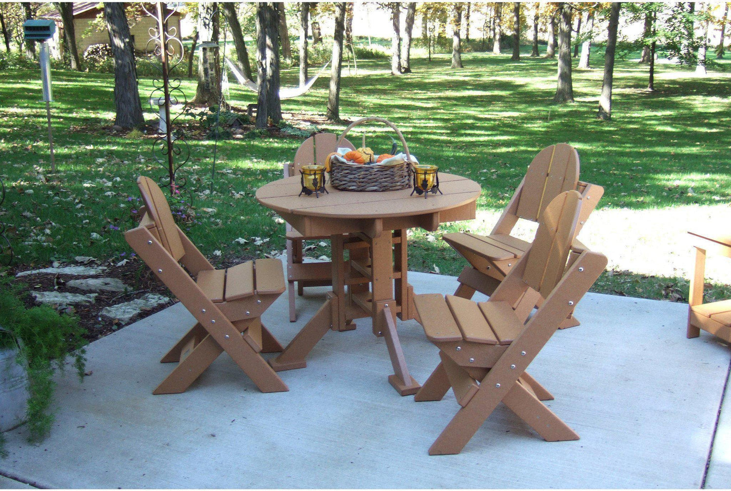 Tailwind outdoor Recycled Plastic Dining Chairs