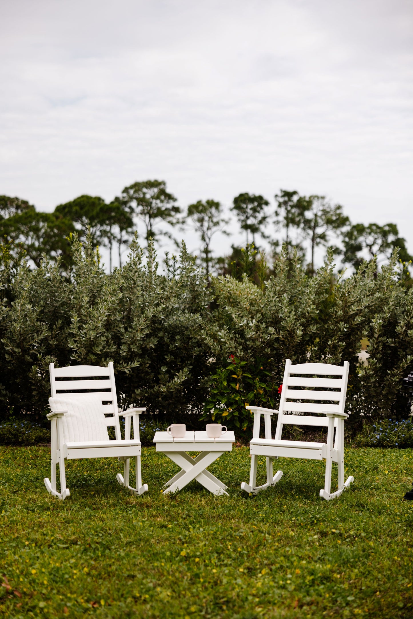 Polybird P77 Slat Back Rocking Chair - LEAD TIME TO SHIP 5 BUSINESS DAYS OR LESS