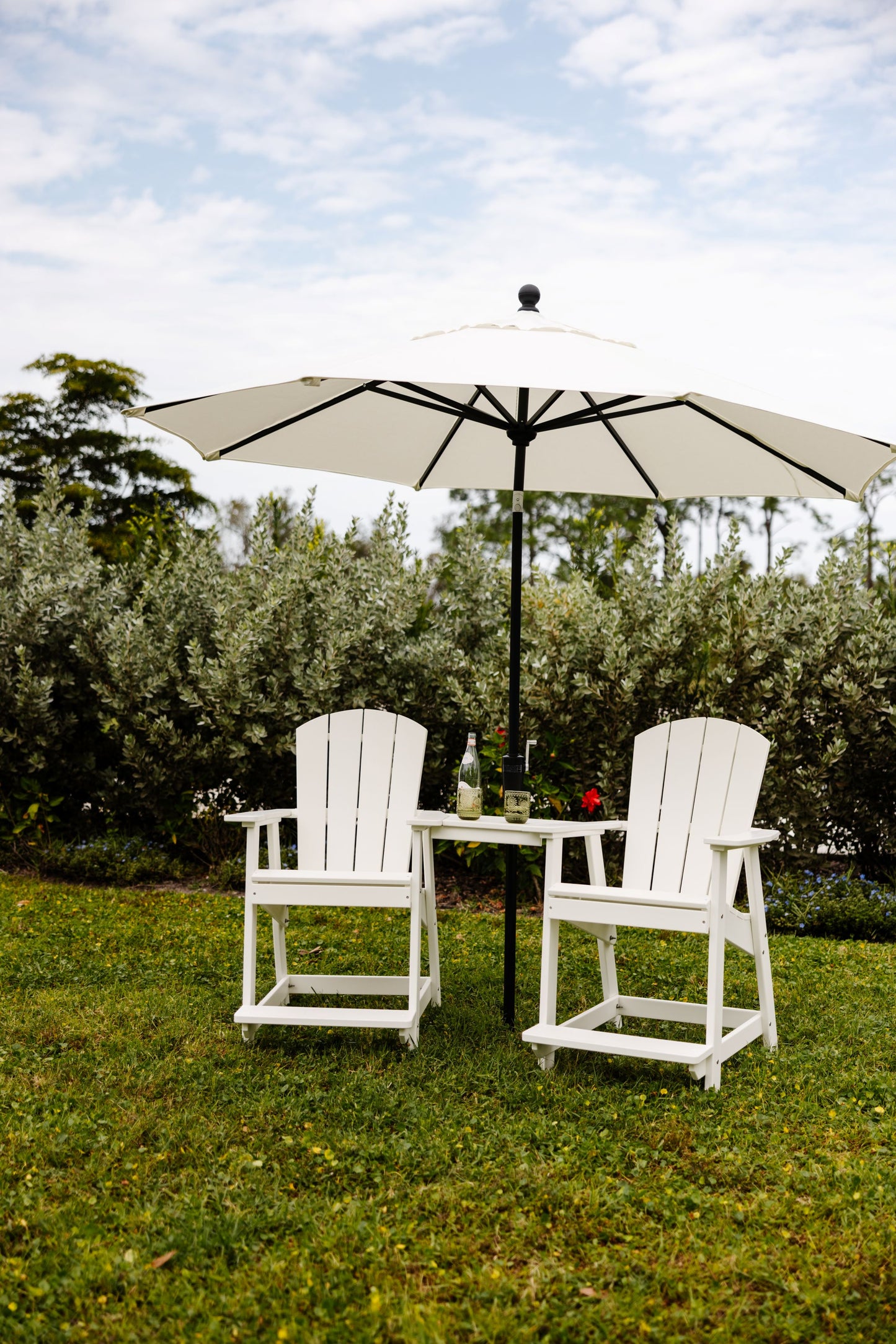 Polybird P6 Tete-A-Tete Table Set (COUNTER HEIGHT) - LEAD TIME TO SHIP 7 BUSINESS DAYS OR LESS