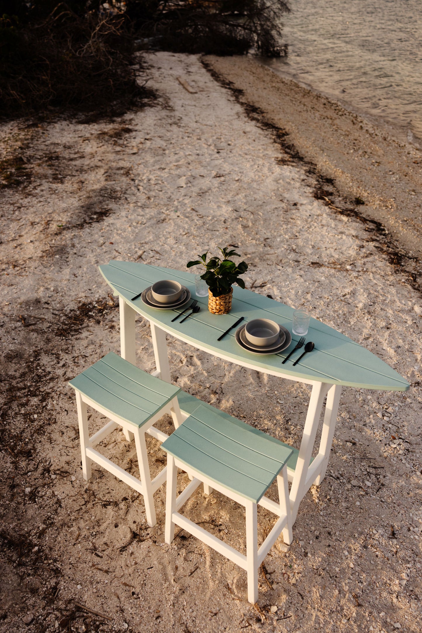 Polybird P93-B Saddle Stool (BAR HEIGHT) - LEAD TIME TO SHIP 5 BUSINESS DAYS OR LESS