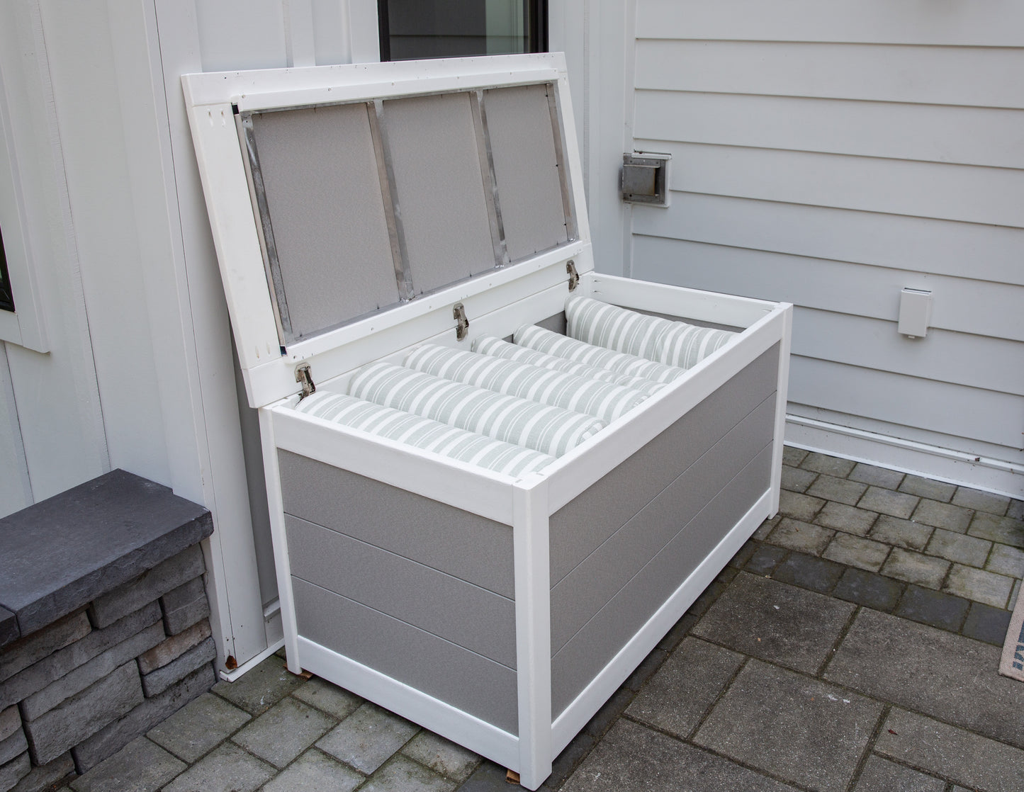 Leisure Lawns Amish Made 4' Storage Box Model #964 - LEAD TIME TO SHIP 6 WEEKS OR LESS