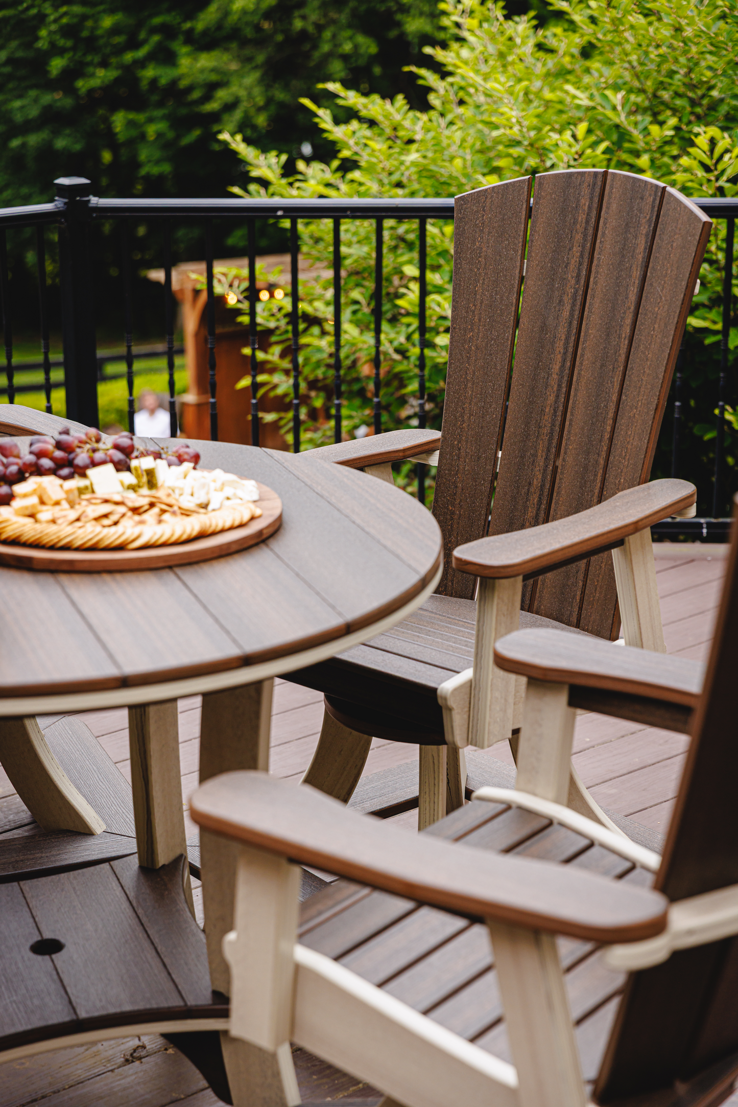 Beaver Dam Outdoor 43" Serenity Round Counter Table Swivel Chair Dining Set (COUNTER HEIGHT)