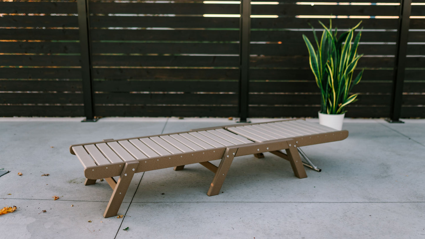 Polybird P70 Chaise Lounge - LEAD TIME TO SHIP 7 BUSINESS DAYS OR LESS