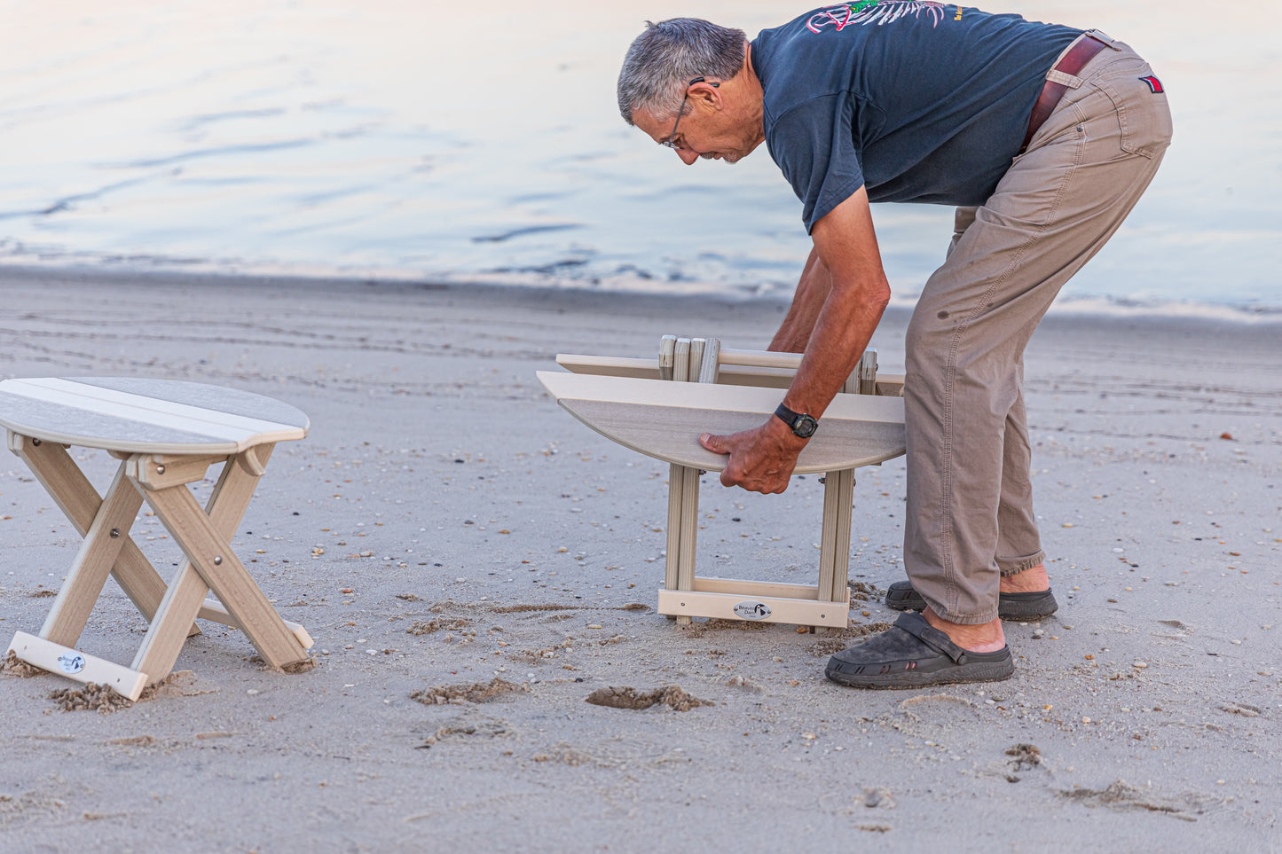 Beaver Dam Outdoor Surf-Aira Folding End Table - LEAD TIME TO SHIP 4 WEEKS OR LESS