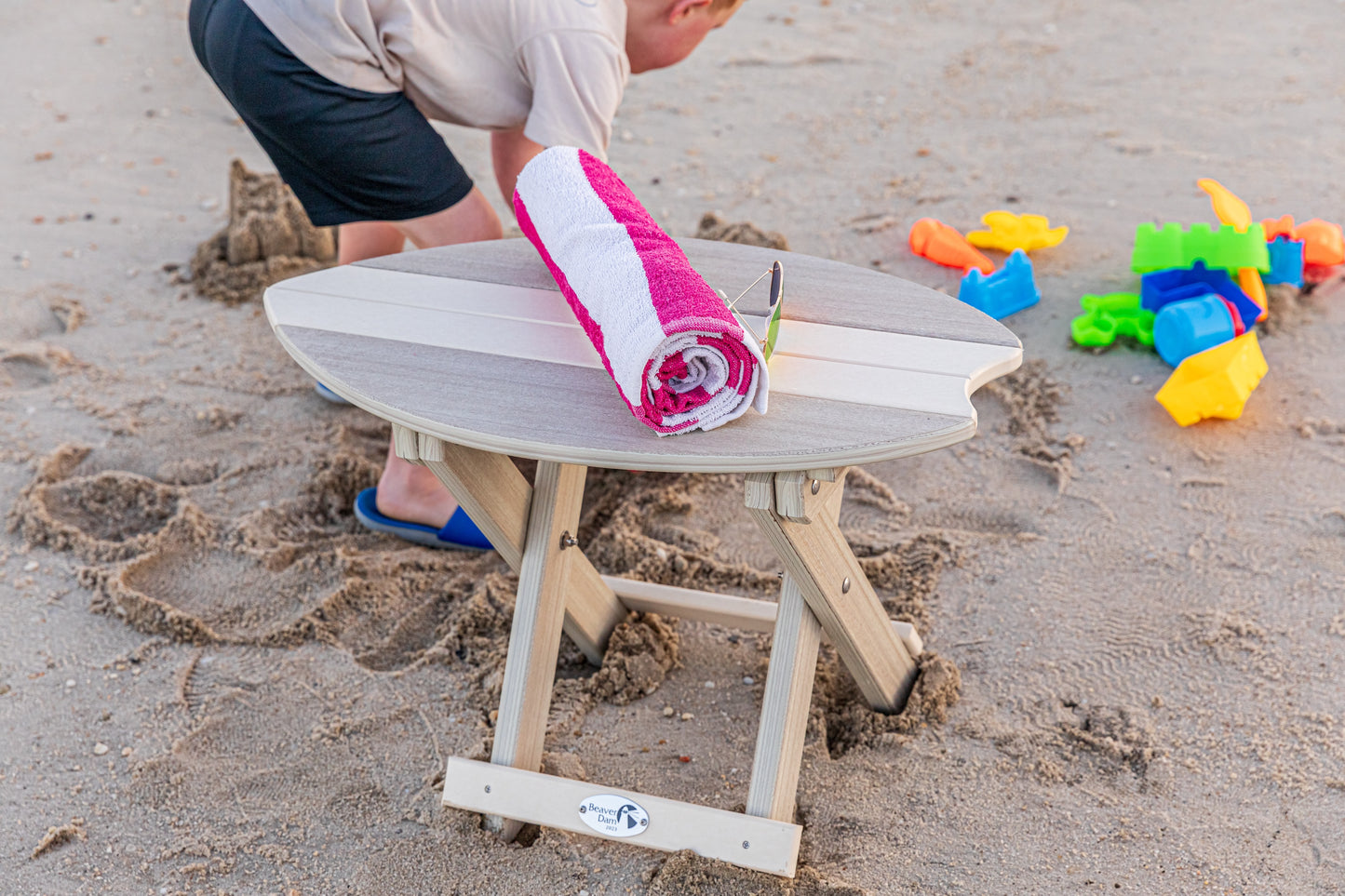 Beaver Dam Outdoor Surf-Aira Folding End Table - LEAD TIME TO SHIP 4 WEEKS OR LESS