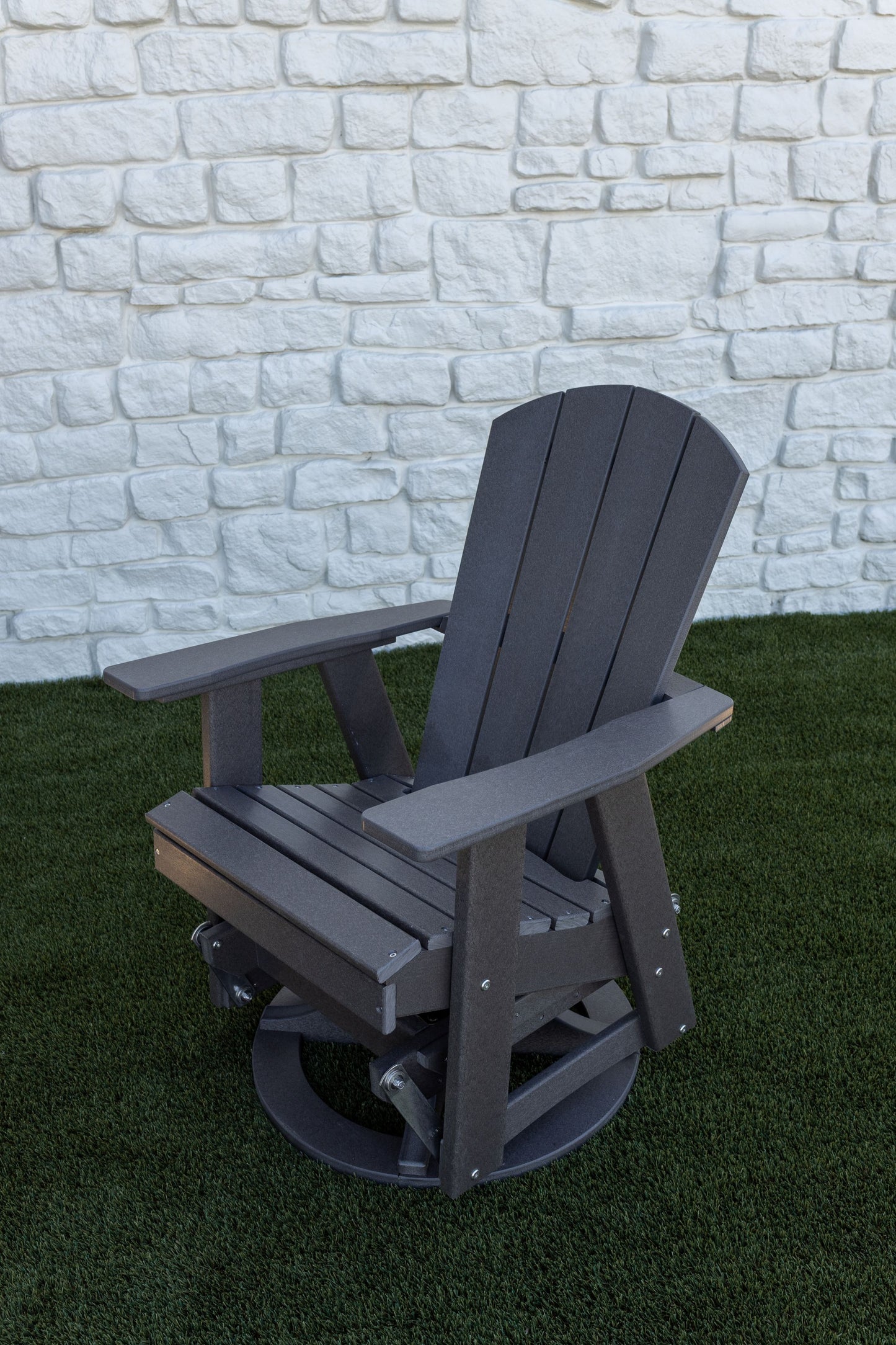 Polybird P39 Swivel Glider - LEAD TIME TO SHIP 5 BUSINESS DAYS OR LESS