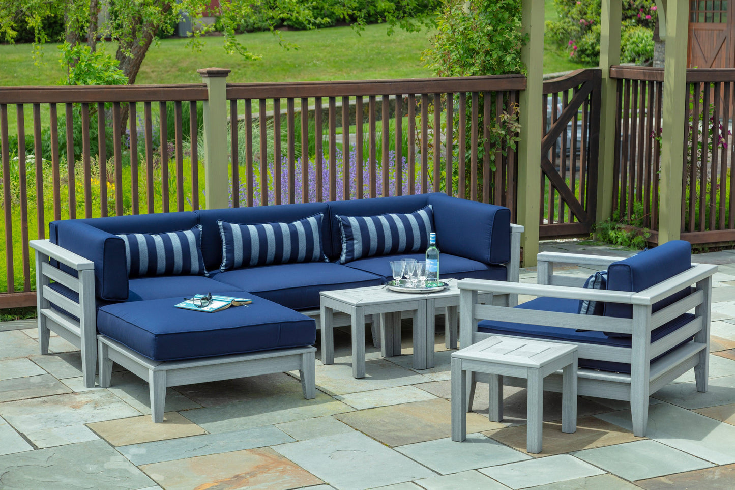 Seaside Casual Recycled Plastic Southport Bunching Table - LEAD TIME TO SHIP 2 TO 4 WEEKS