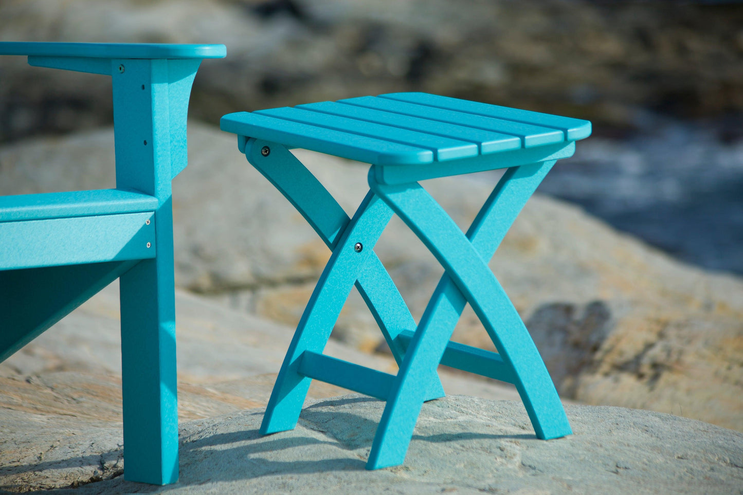 Seaside Casual Recycled Plastic Coastline Harbor View Folding Side Table