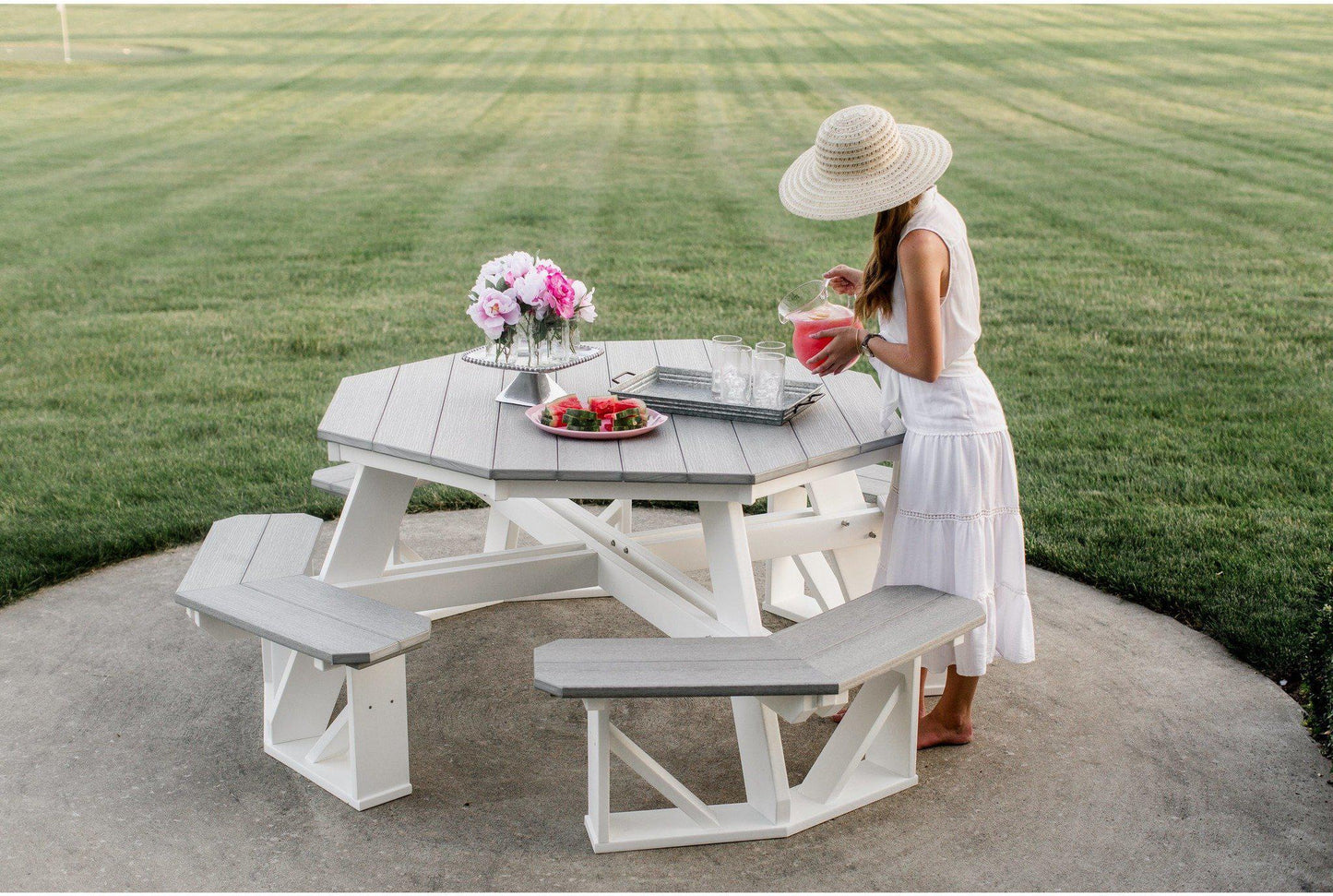 Wildridge Recycled Plastic Octagon Picnic Table