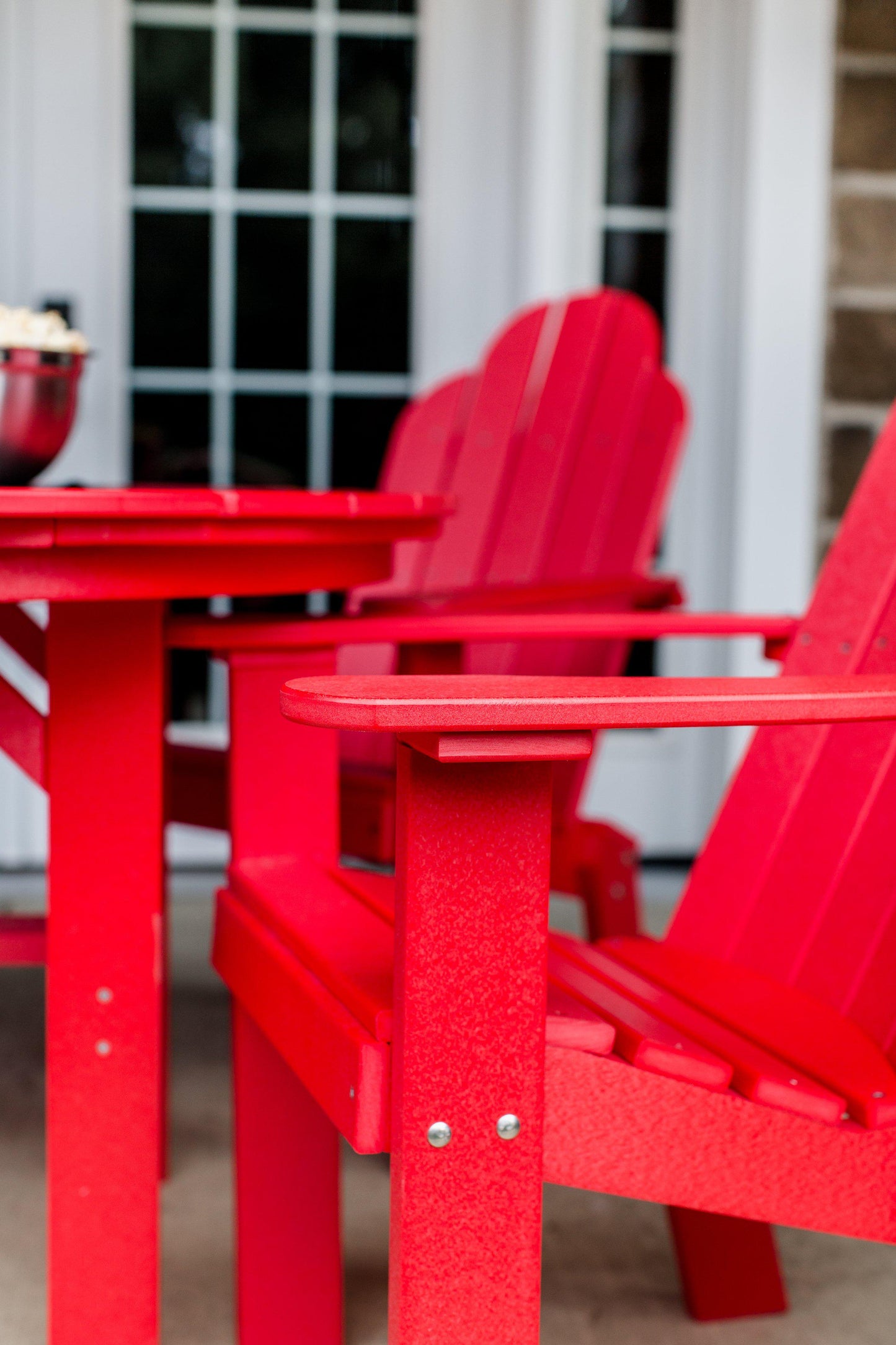 Wildridge Recycled Plastic Classic 46" Round Table Set with 4 Dining/Deck Chairs - LEAD TIME TO SHIP 6 WEEKS OR LESS