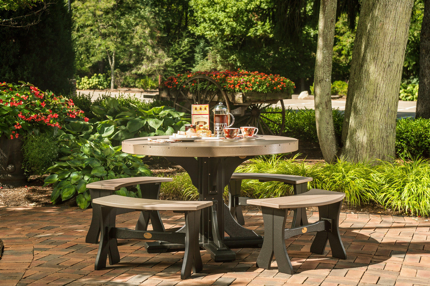 Luxcraft Recycled Plastic 4' Round Table (DINING HEIGHT) - LEAD TIME TO SHIP 3 TO 4 WEEKS