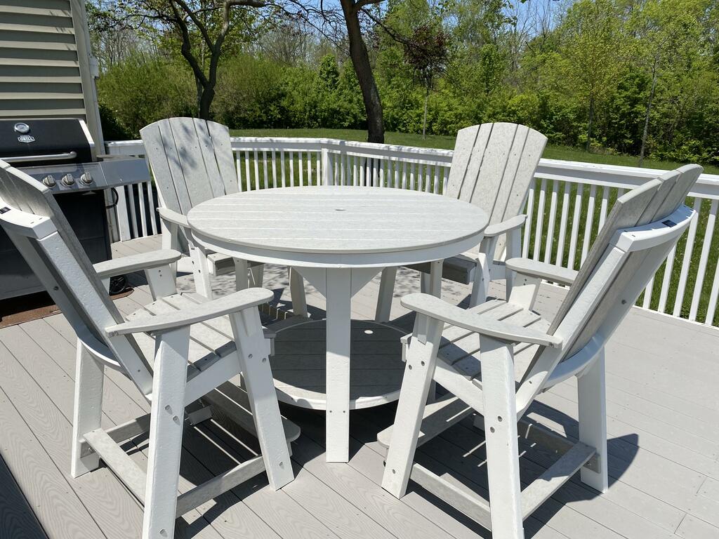 Wildridge Recycled Plastic Heritage 6 Piece 48" Pub Table Set with 4 Balcony Chairs (LIGHT GRAY ON WHITE)