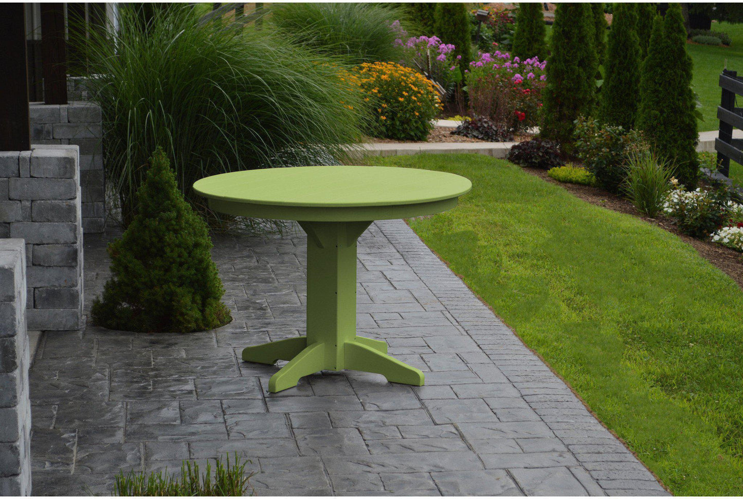 A&L Furniture Recycled Plastic 44" Round Dining Table - Tropical Lime